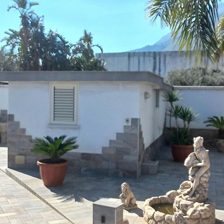 Villa Annamaria Carini Esterno foto