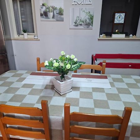 Villa Annamaria Carini Esterno foto