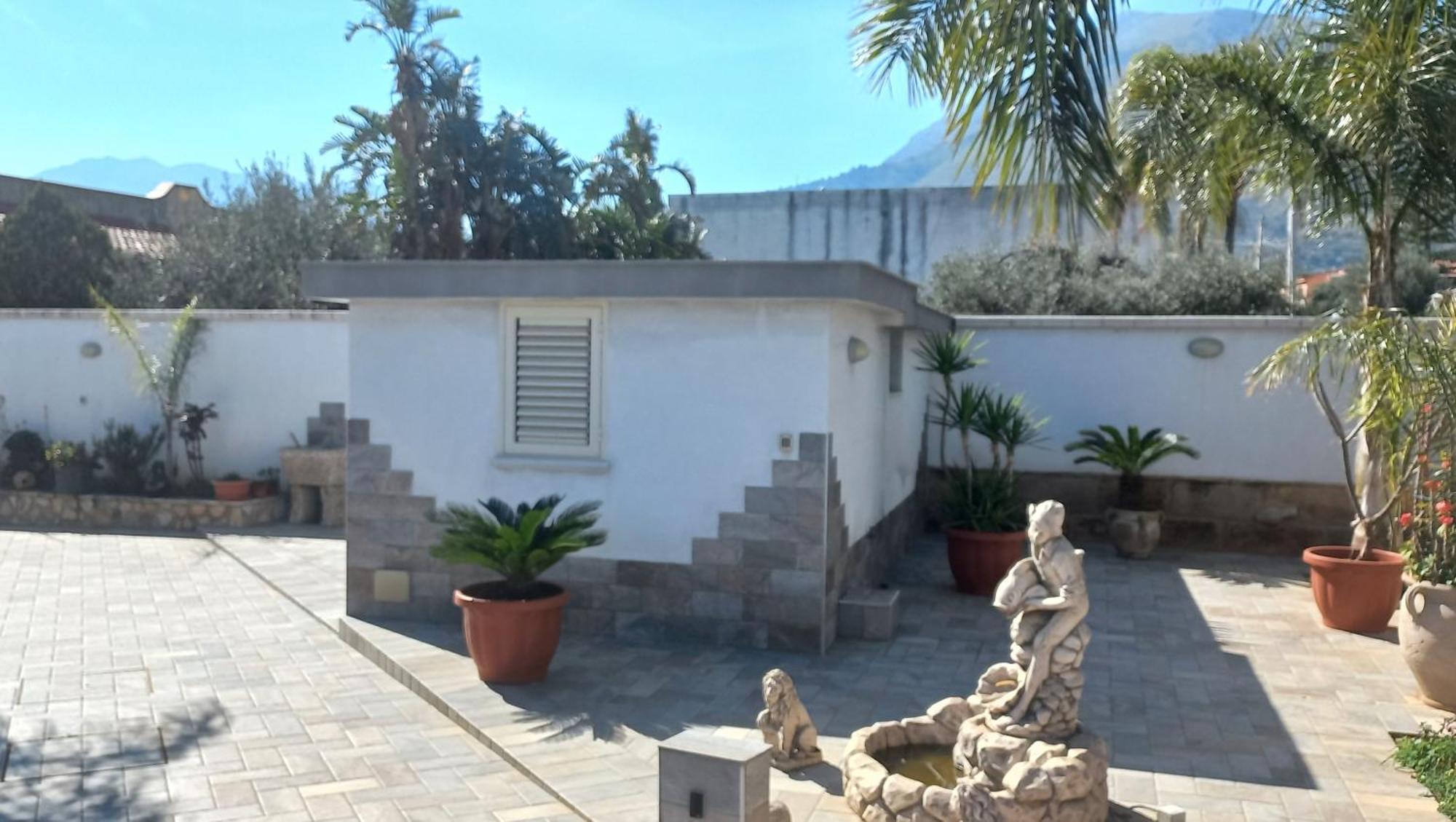Villa Annamaria Carini Esterno foto